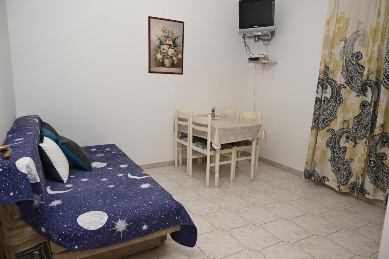 בול Apartments "Sea View" Miki & Ivana מראה חיצוני תמונה
