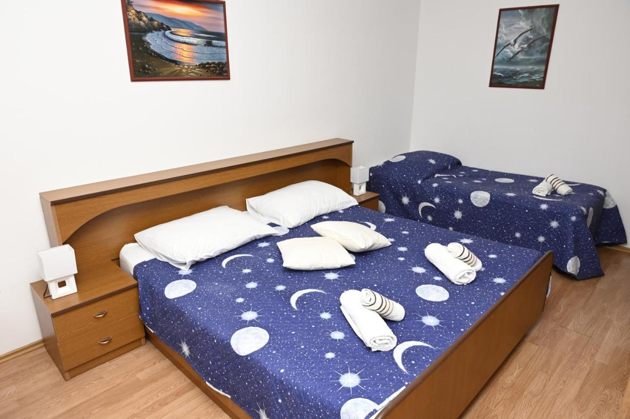 בול Apartments "Sea View" Miki & Ivana מראה חיצוני תמונה